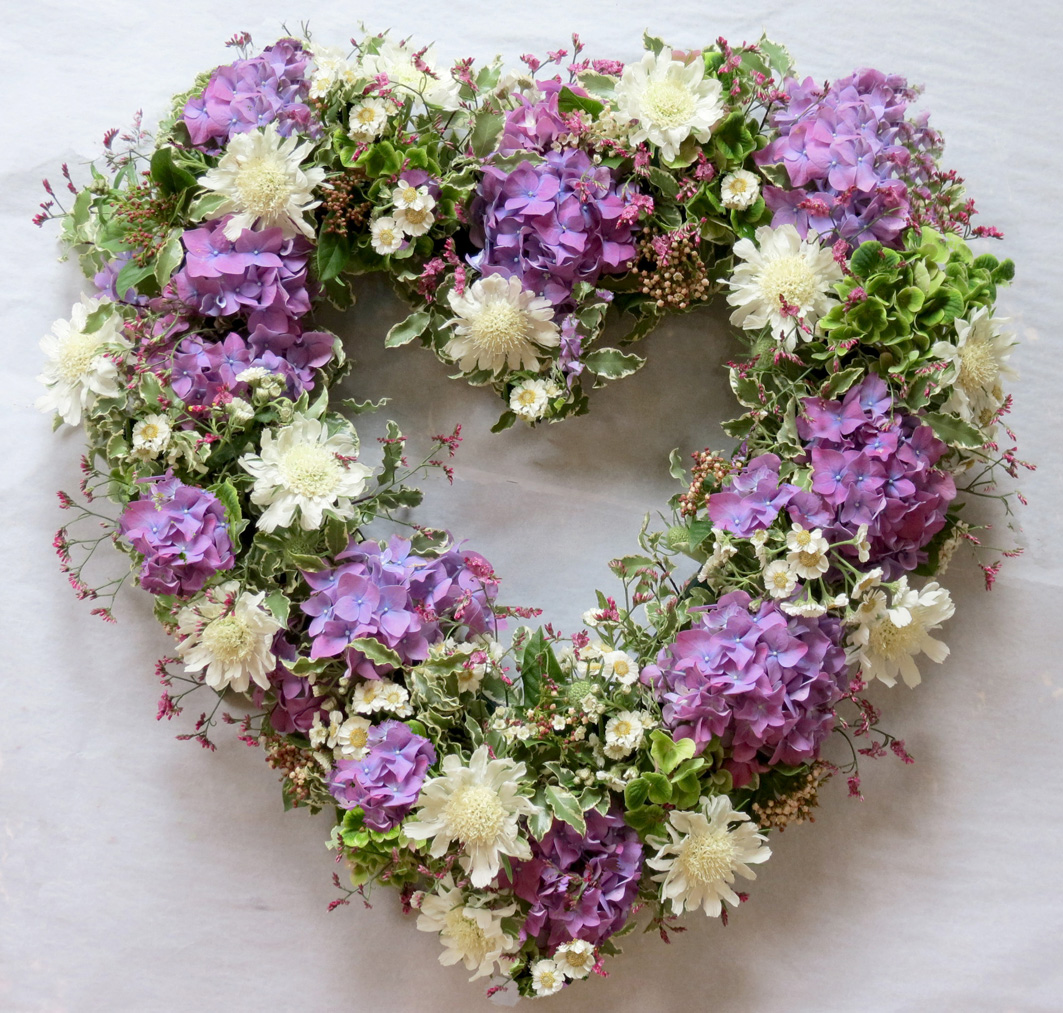 Wreaths on Pinterest | 378