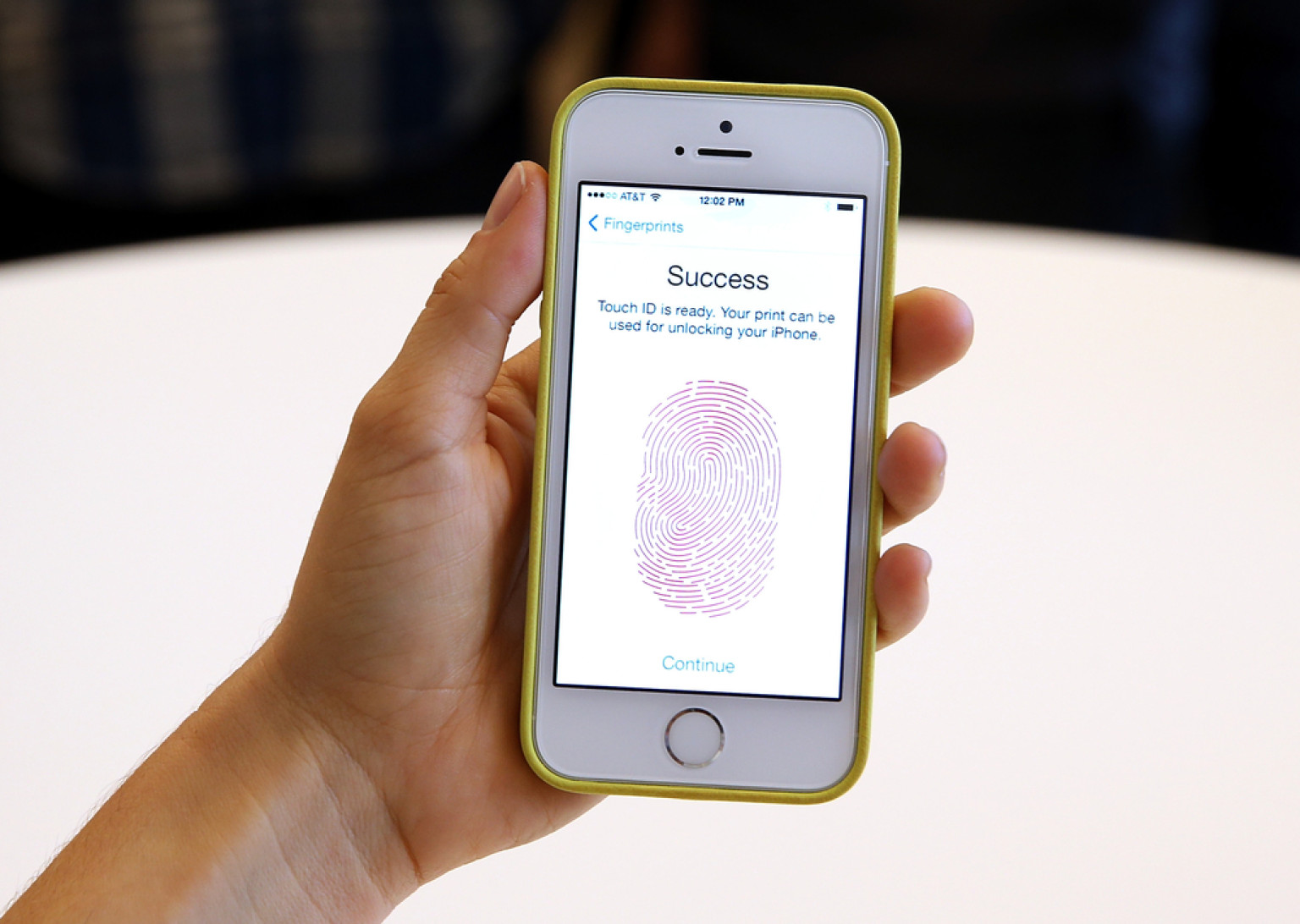 iPhone Fingerprint Scanner