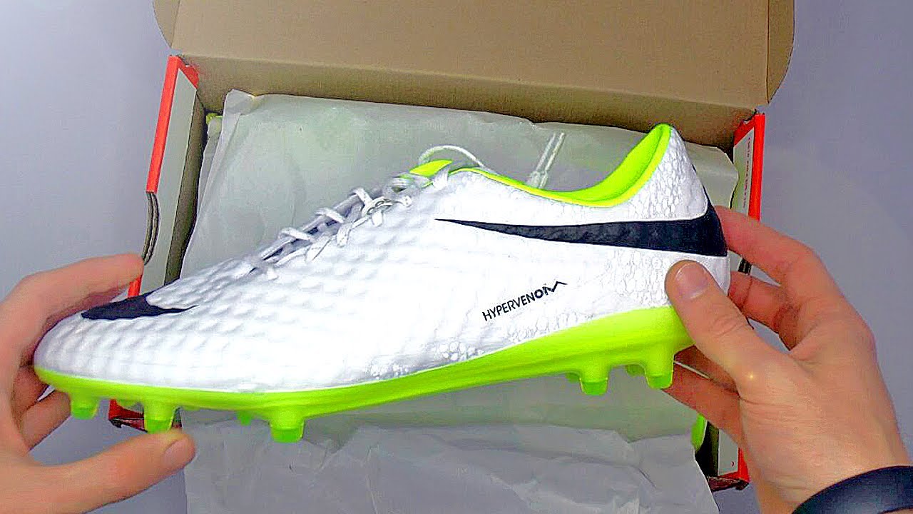 2014 Neymar Boots: Nike
