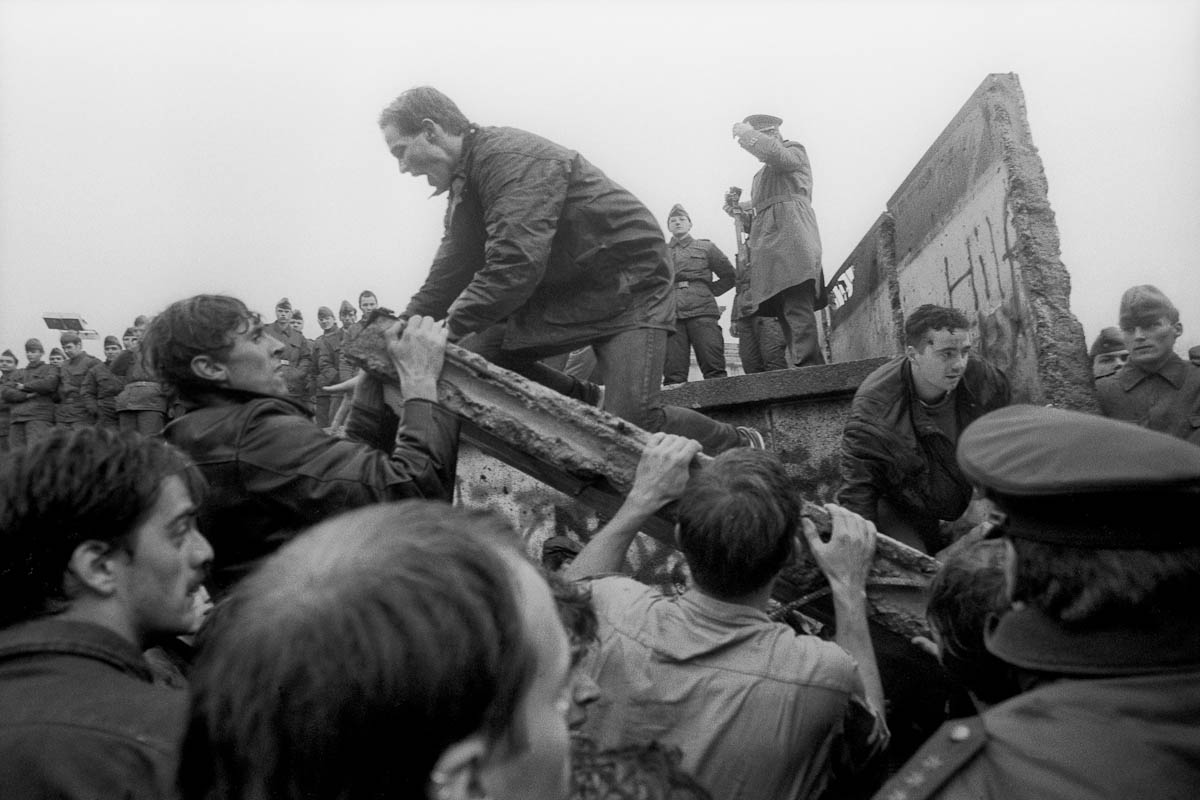 fall of the Berlin Wall